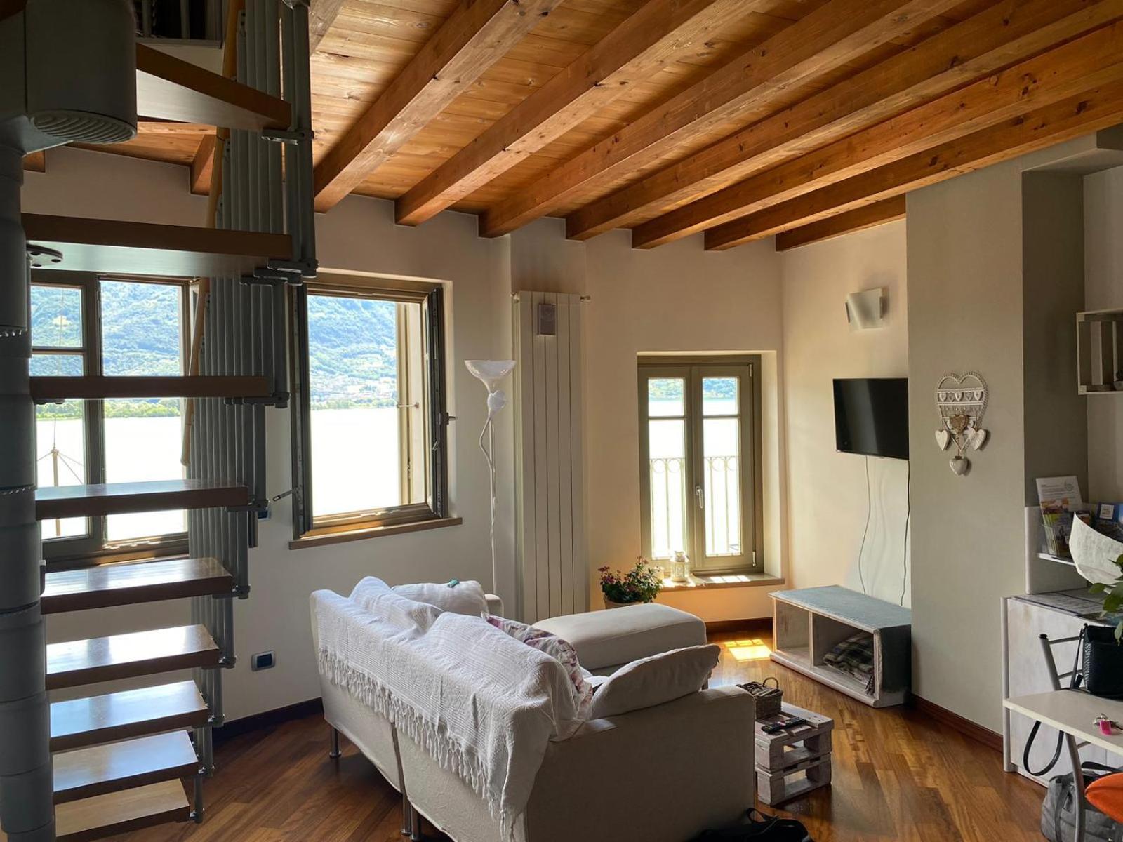 Casa Marina Apartment Lovere Exterior foto
